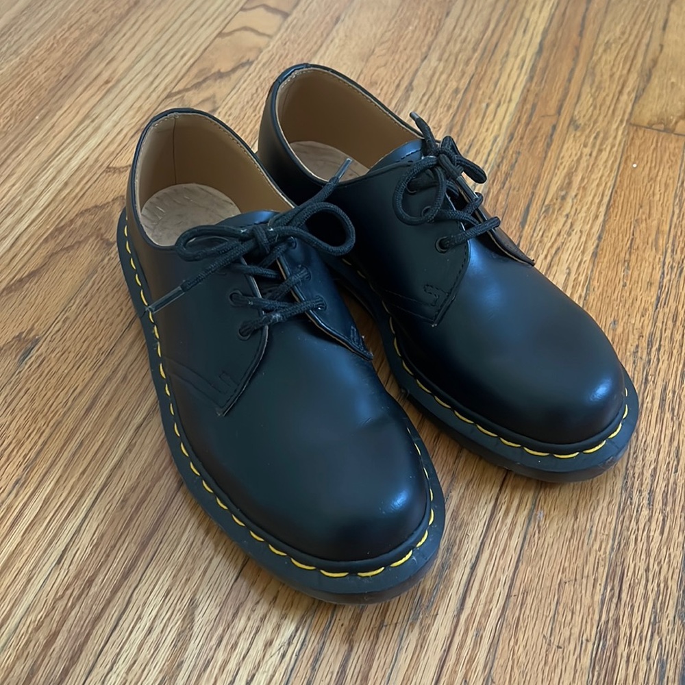 Dr. Marten Smooth Leather Oxfords